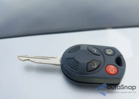 2012 Ford Fusion Hybrid из США, поврежденный, VIN 3FADP0L31CR173930